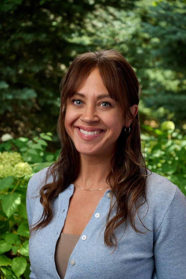Dayna Schultz, Client Services